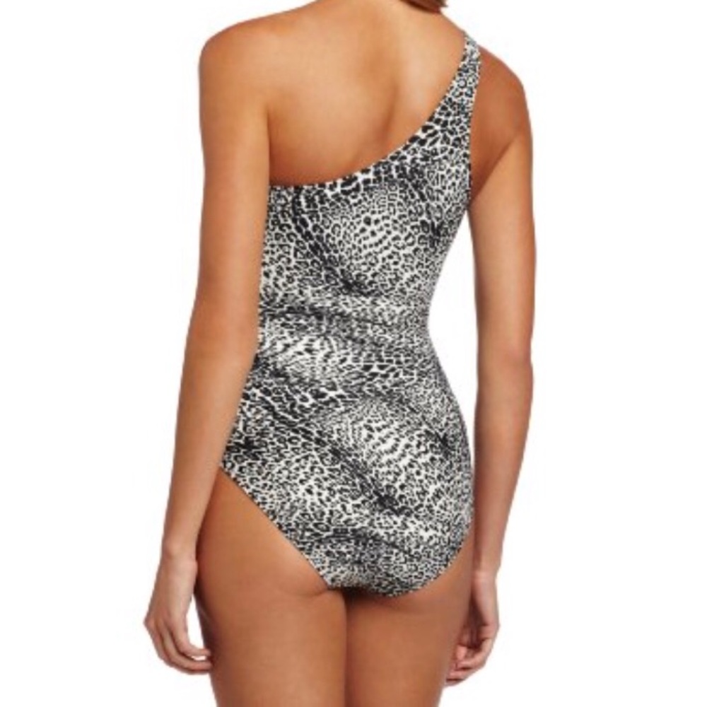 Large Norma Kamali swimsuit Nwot